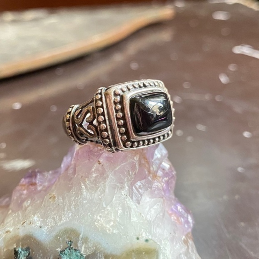 Intricate, Ornate Vintage Sterling And Onyx Ring!